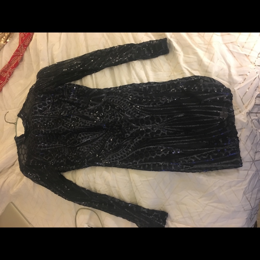 Dress - Picture 2 of 2